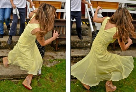 Liz Hurley đỏ mặt vì trượt chân suýt ngã - 3