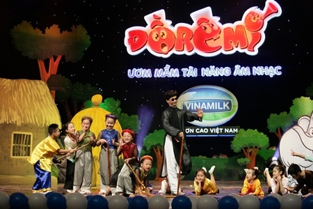 Đồ Rê Mí quậy tưng sân khấu trong show diễn ra mắt - 7 Đồ Rê Mí quậy tưng sân khấu trong show diễn ra mắt - 7