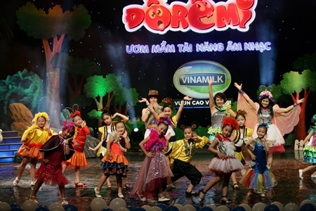 Đồ Rê Mí quậy tưng sân khấu trong show diễn ra mắt - 9 Đồ Rê Mí quậy tưng sân khấu trong show diễn ra mắt - 9