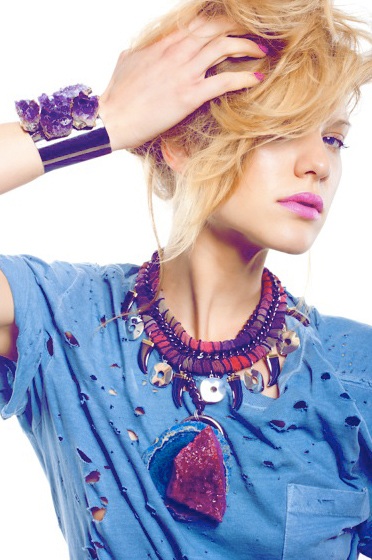 Cá tính với nữ trang Assad Mounser - 13