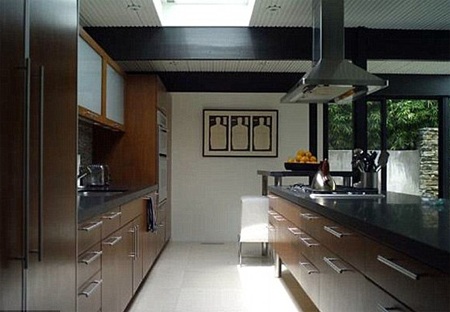 Ngắm căn hộ đắt giá của “Người vận chuyển” - 3 Ngắm căn hộ đắt giá của “Người vận chuyển” - 3