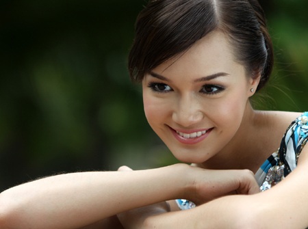 Vẻ đẹp ngọt ngào của Á hậu Victoria Thúy Vy - 3 Vẻ đẹp ngọt ngào của Á hậu Victoria Thúy Vy - 3