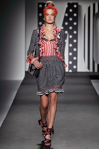 Sành điệu với Moschino - 12 Sành điệu với Moschino - 12