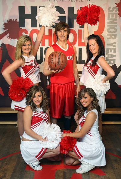 Ngắm tượng sáp của “sao” - 3