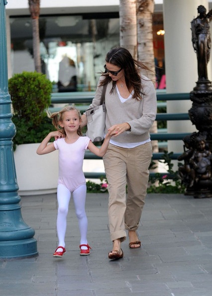 “Sao” làm gì dịp cuối tuần? - 11