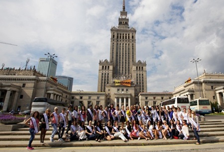 Daniela Thu Mây duyên dáng dự thi Hoa hậu siêu quốc gia - 15 Daniela Thu Mây duyên dáng dự thi Hoa hậu siêu quốc gia - 15