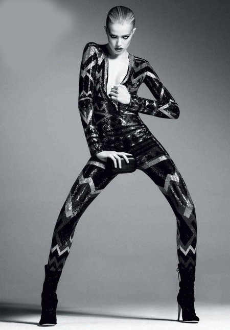 Hailey Clauson bay bổng trên Vogue - 6 Hailey Clauson bay bổng trên Vogue - 6