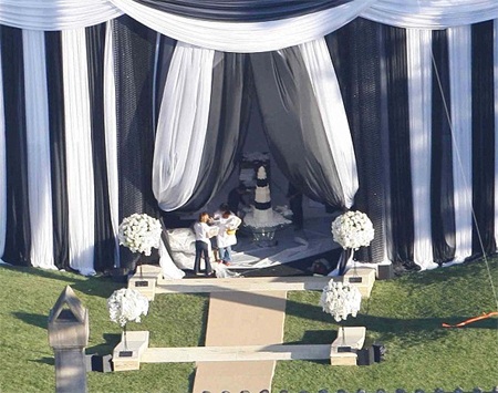 Cô Kim “siêu vòng ba” đã kết hôn - 4 Cô Kim “siêu vòng ba” đã kết hôn - 4