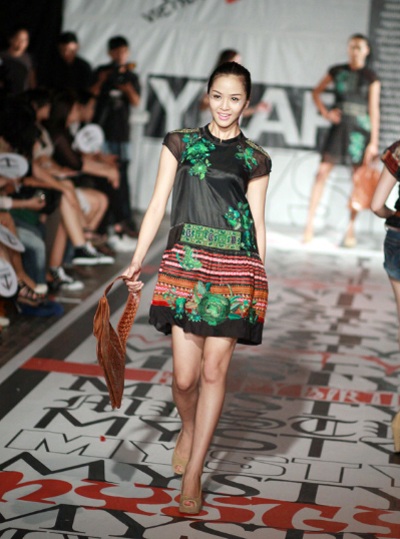 Những thiết kế ấn tượng của nhà tạo mẫu Việt - 8 Những thiết kế ấn tượng của nhà tạo mẫu Việt - 8