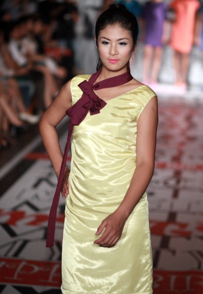 Những thiết kế ấn tượng của nhà tạo mẫu Việt - 15 Những thiết kế ấn tượng của nhà tạo mẫu Việt - 15