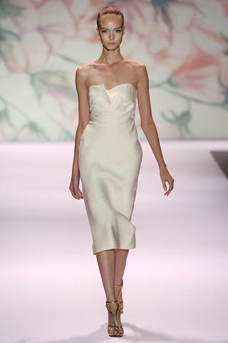 BST gợi cảm và quyến rũ của Monique Lhuillier - 1