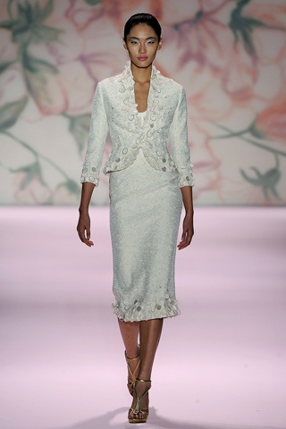 BST gợi cảm và quyến rũ của Monique Lhuillier - 12