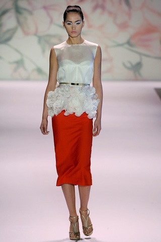 BST gợi cảm và quyến rũ của Monique Lhuillier - 13