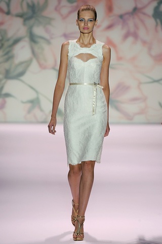 BST gợi cảm và quyến rũ của Monique Lhuillier - 18