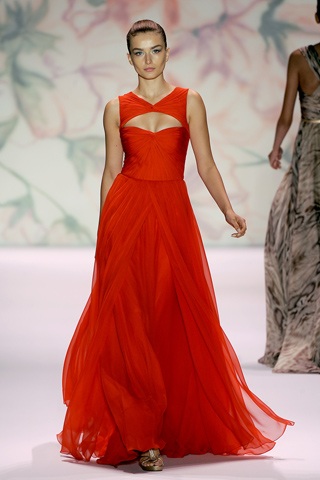 BST gợi cảm và quyến rũ của Monique Lhuillier - 24