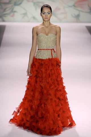 BST gợi cảm và quyến rũ của Monique Lhuillier - 29