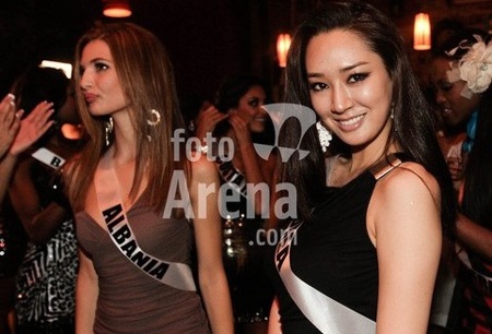 Hoàng My đi chơi cùng người đẹp Hoàn vũ - 27 Hoàng My đi chơi cùng người đẹp Hoàn vũ - 27