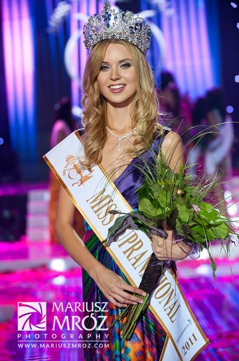 Thu Mây: Nhỏ bé vẫn tỏa sáng trong đêm chung kết Hoa hậu Siêu quốc gia - 69