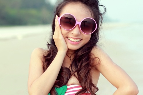 Cô bạn Miss Teen trổ tài làm "mặt xấu" trước biển - 6 Cô bạn Miss Teen trổ tài làm "mặt xấu" trước biển - 6