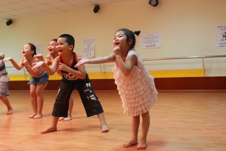 Đồ Rê Mí: Hết mình cho show diễn cuối - 2 Đồ Rê Mí: Hết mình cho show diễn cuối - 2