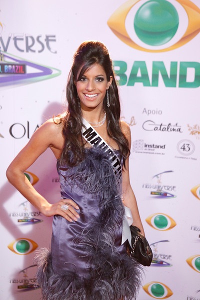 Hoàng My đi tiệc cùng người đẹp Hoàn vũ - 33