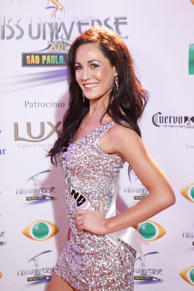 Hoàng My đi tiệc cùng người đẹp Hoàn vũ - 59