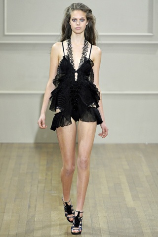Quyến rũ với Julien Macdonald - 20 Quyến rũ với Julien Macdonald - 20