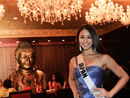 Hoàng My rạng rỡ trong tiệc tối - 4 Hoàng My rạng rỡ trong tiệc tối - 4