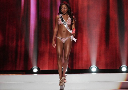 Mãn nhãn với phần trình diễn áo tắm của người đẹp Hoàn vũ - 13