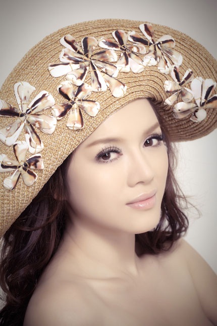 Lý Nhã Kỳ sắp mở cửa hiệu kim cương - 1