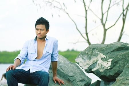 Quý Bình tình tứ bên Kim Phượng - 1 Quý Bình tình tứ bên Kim Phượng - 1