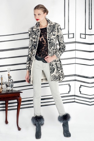 Alice + Olivia: Trẻ trung, năng động - 21