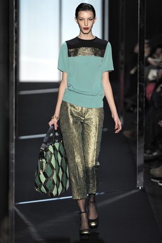 Quyến rũ với BST thu đông 2011 của Diane von Furstenberg - 21