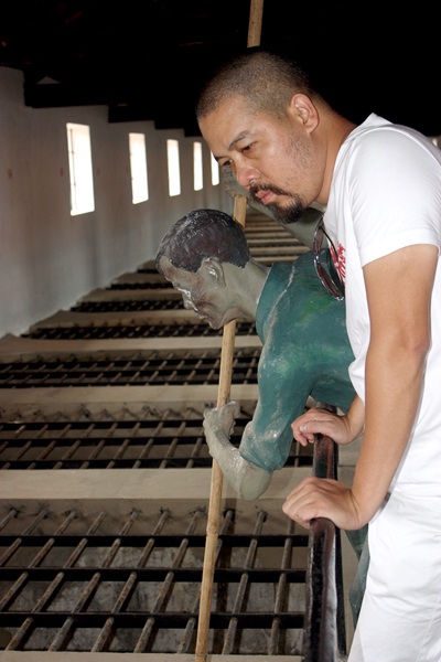 Ngày 2/9: NTK Đức Hùng viếng mộ chị Võ Thị Sáu - 7 Ngày 2/9: NTK Đức Hùng viếng mộ chị Võ Thị Sáu - 7