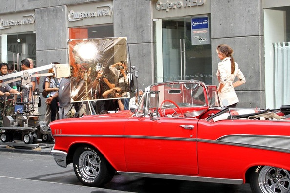 Miranda Kerr khoe dáng siêu chuẩn tại Mexico - 26