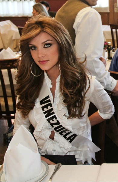 Những điều thú vị về cuộc thi Hoa hậu Hoàn vũ 2011 - 2