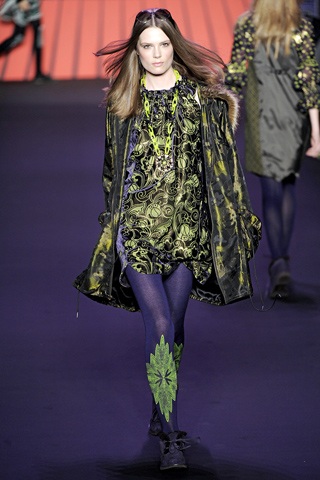 BST thu đông 2011 của Anna Sui - 10