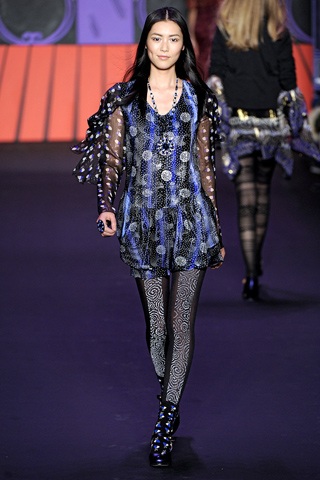 BST thu đông 2011 của Anna Sui - 30