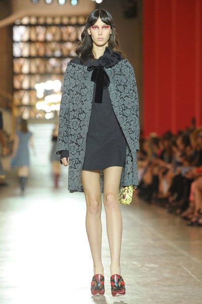 Vòng quanh thế giới giải trí ngày 7/10 - 5