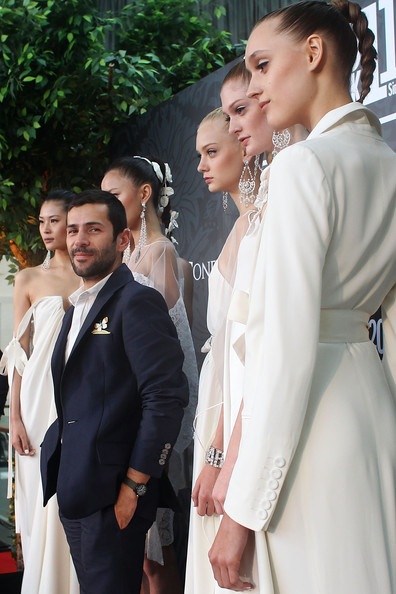 Vòng quanh thế giới giải trí ngày 7/10 - 8