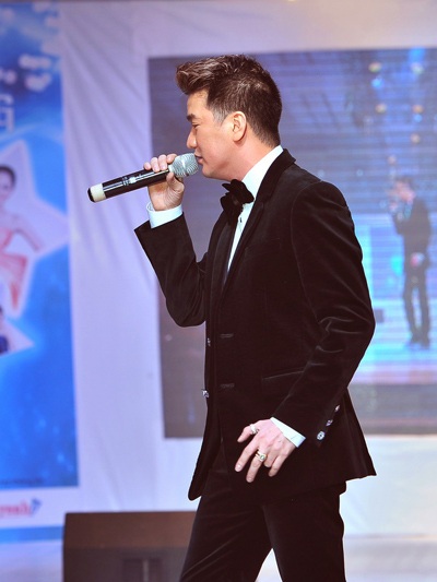 Ngọc Quyên “đọ sắc” với Vũ Hoàng Điệp - 13 Ngọc Quyên “đọ sắc” với Vũ Hoàng Điệp - 13