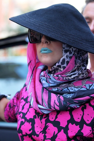 Vòng quanh thế giới giải trí ngày 9/10 - 5