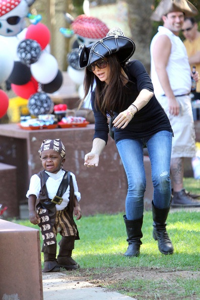Những giờ phút vui vẻ của mẹ con Sandra Bullock - 6 Những giờ phút vui vẻ của mẹ con Sandra Bullock - 6