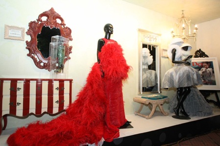 Triển lãm đồng hành cùng Đẹp Fashion Show 10 - 4 Triển lãm đồng hành cùng Đẹp Fashion Show 10 - 4