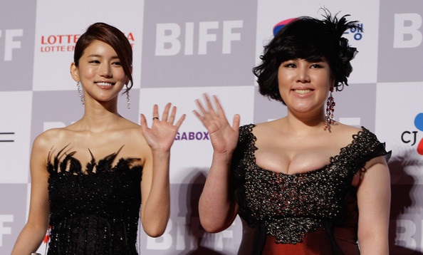 Vòng quanh thế giới giải trí ngày 15/10 - 11 Vòng quanh thế giới giải trí ngày 15/10 - 11