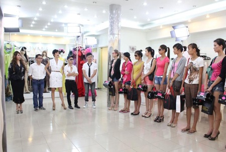 Bí mật “theo dõi” Top 15 Vietnam’s Next Top Model  - 12