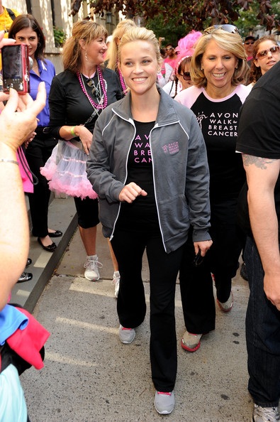 Vòng quanh thế giới giải trí ngày 17/10 - 6