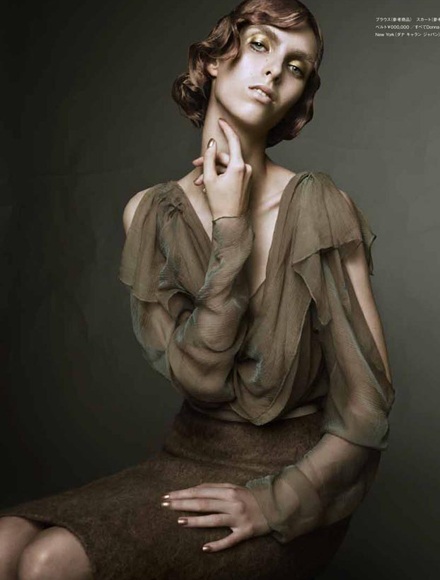 Sốc với vẻ hốc hác của siêu mẫu... siêu gầy - 4 Sốc với vẻ hốc hác của siêu mẫu... siêu gầy - 4