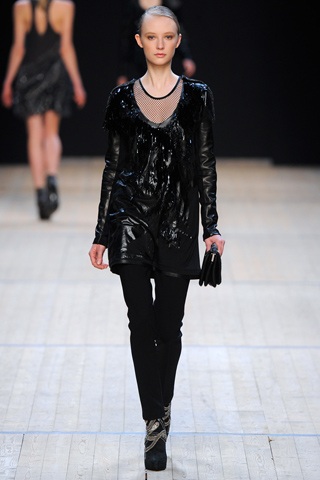 BST thu đông của Barbara Bui - 18