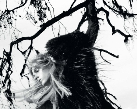 Khó tin với hình ảnh quyến rũ của nam siêu mẫu 9X - 3